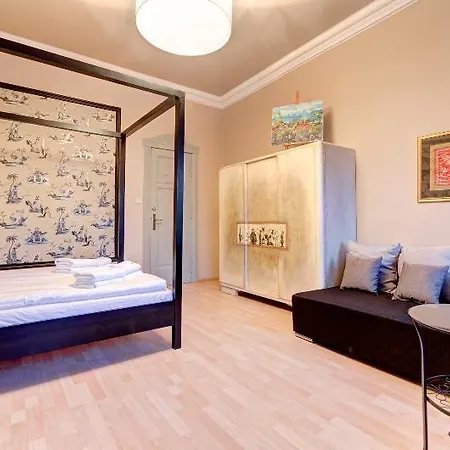 Dom & House Atelier Hotel